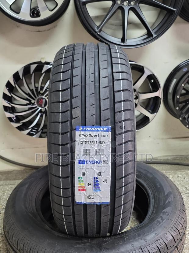 215/55r17 Triangle Tire