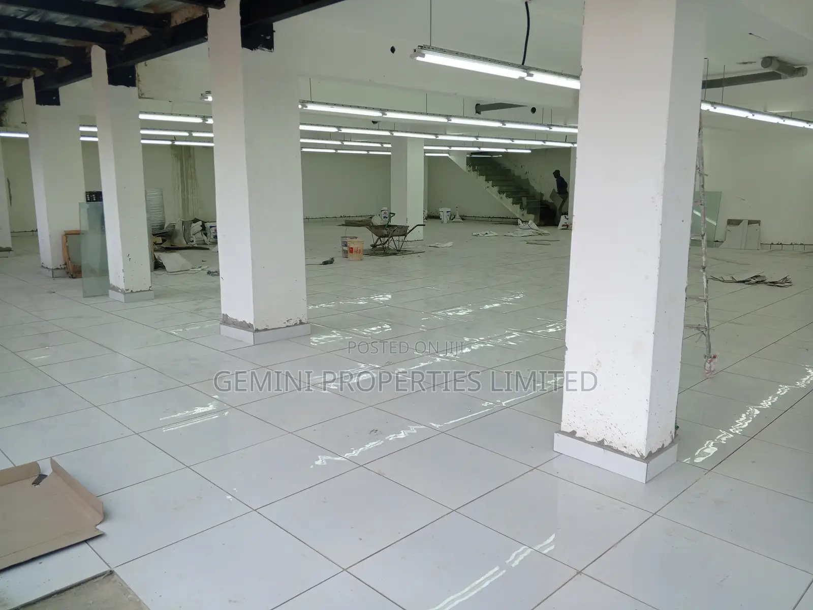 Shop to Let