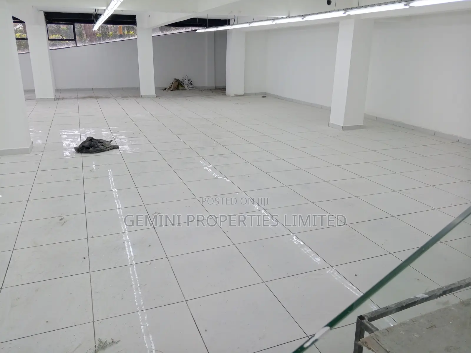 Shop to Let