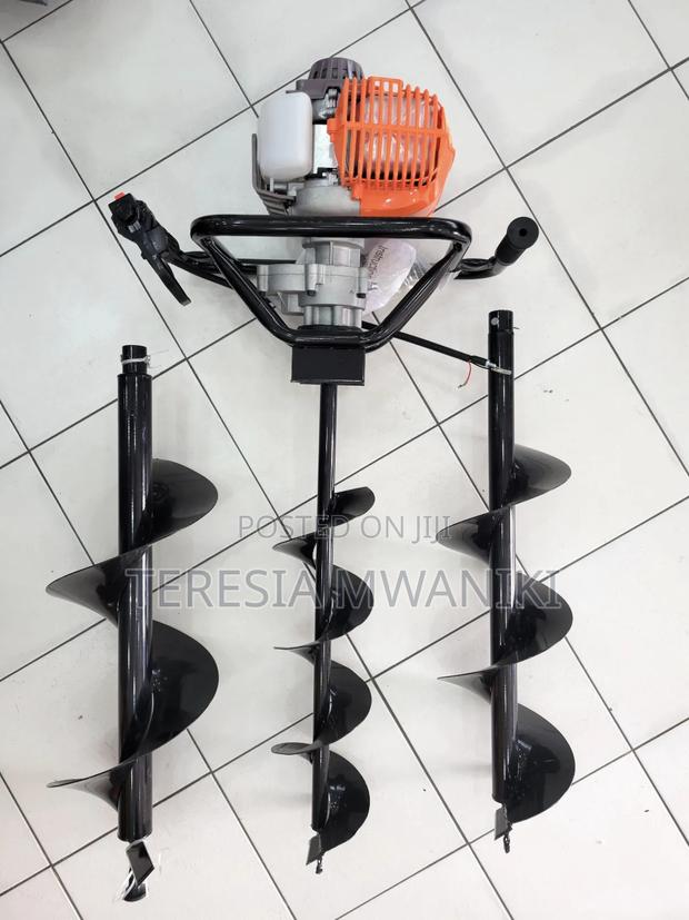 Earth Auger / Hole Digger - main view