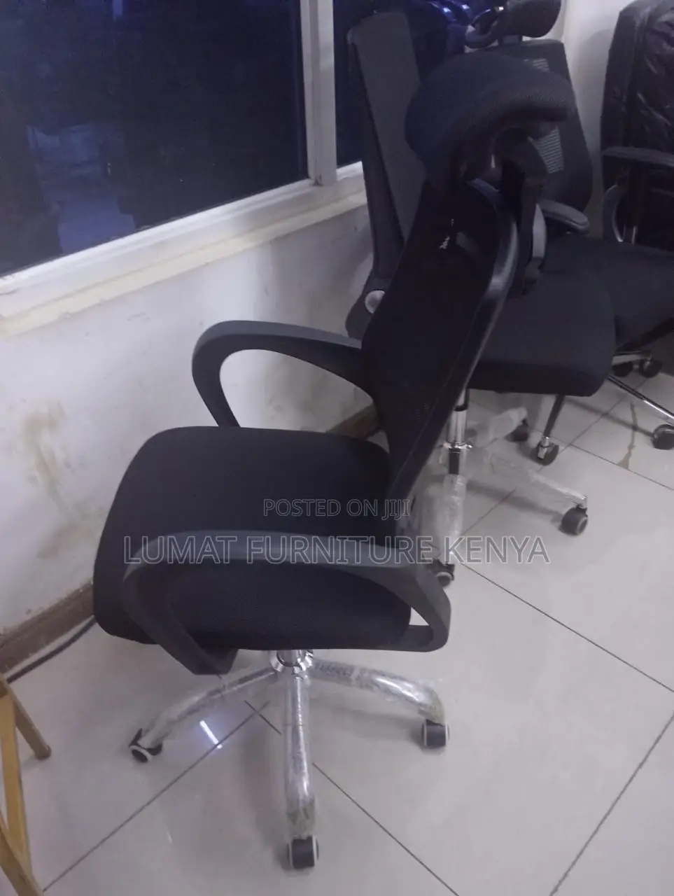 Ergonomic Office Chair With Headrest