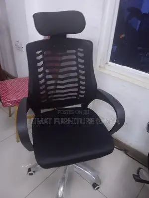 Ergonomic Office Chair With Headrest