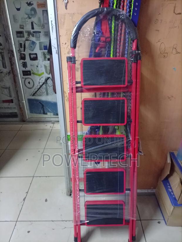 5 Step Ladder - main view