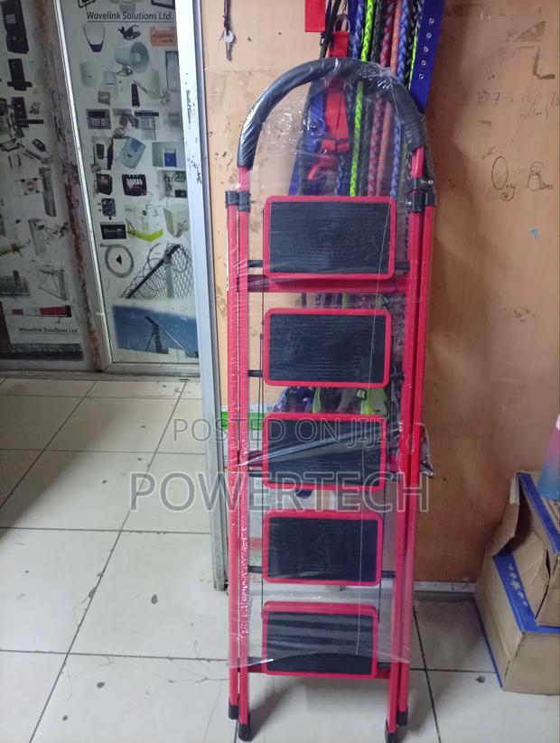 5 Step Ladder - thumbnail 3