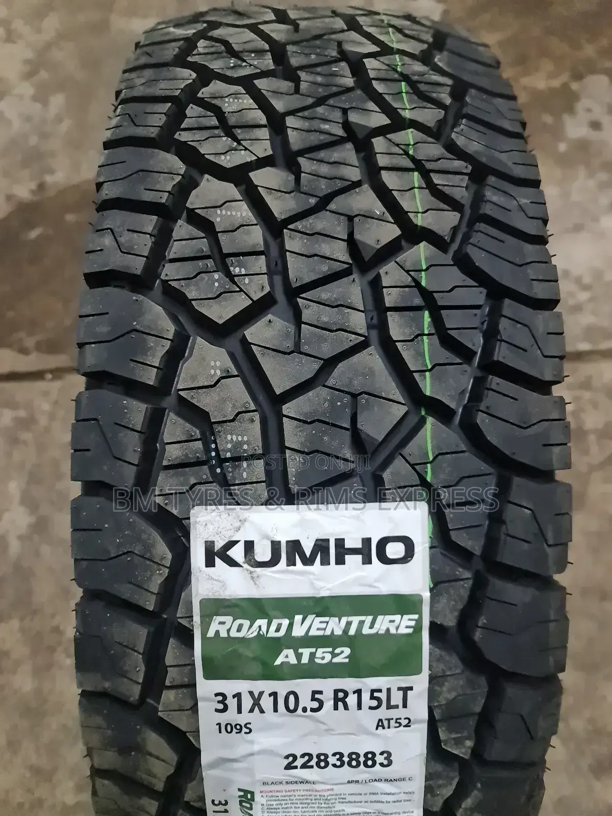 31x10.50r15 Khumo Tyres (All Terrrain)