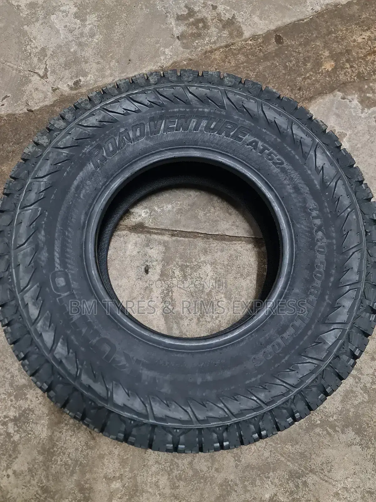 31x10.50r15 Khumo Tyres (All Terrrain)