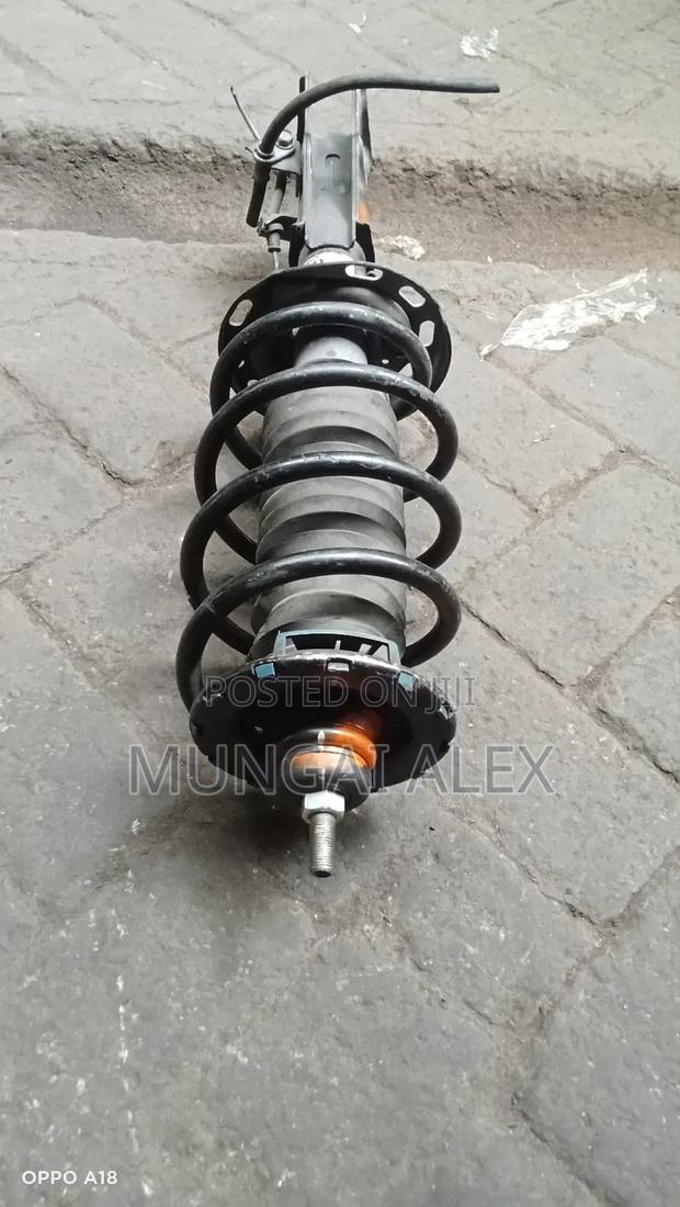 Honda Vezel Complete Shock - thumbnail 3