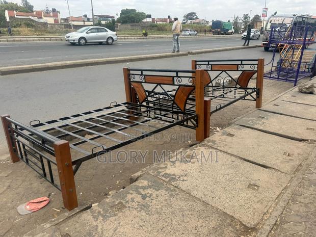 5by6 Metallic Wood Bed - main view