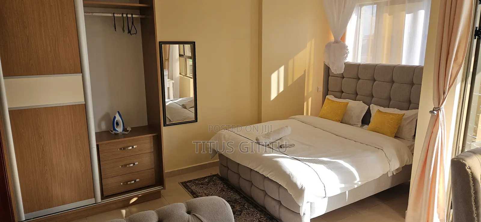 Premium Studio Airbnb in Ngara | Town View Balcony | 5 Mins to CBD |