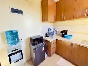 Spacious Airbnb in Ngara | Town View Parking | 5 Mins to CBD |