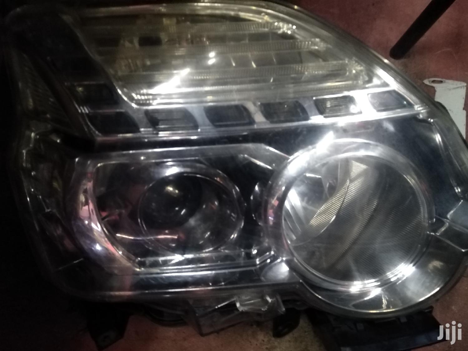 Nissan Extrail 2012 Headlight