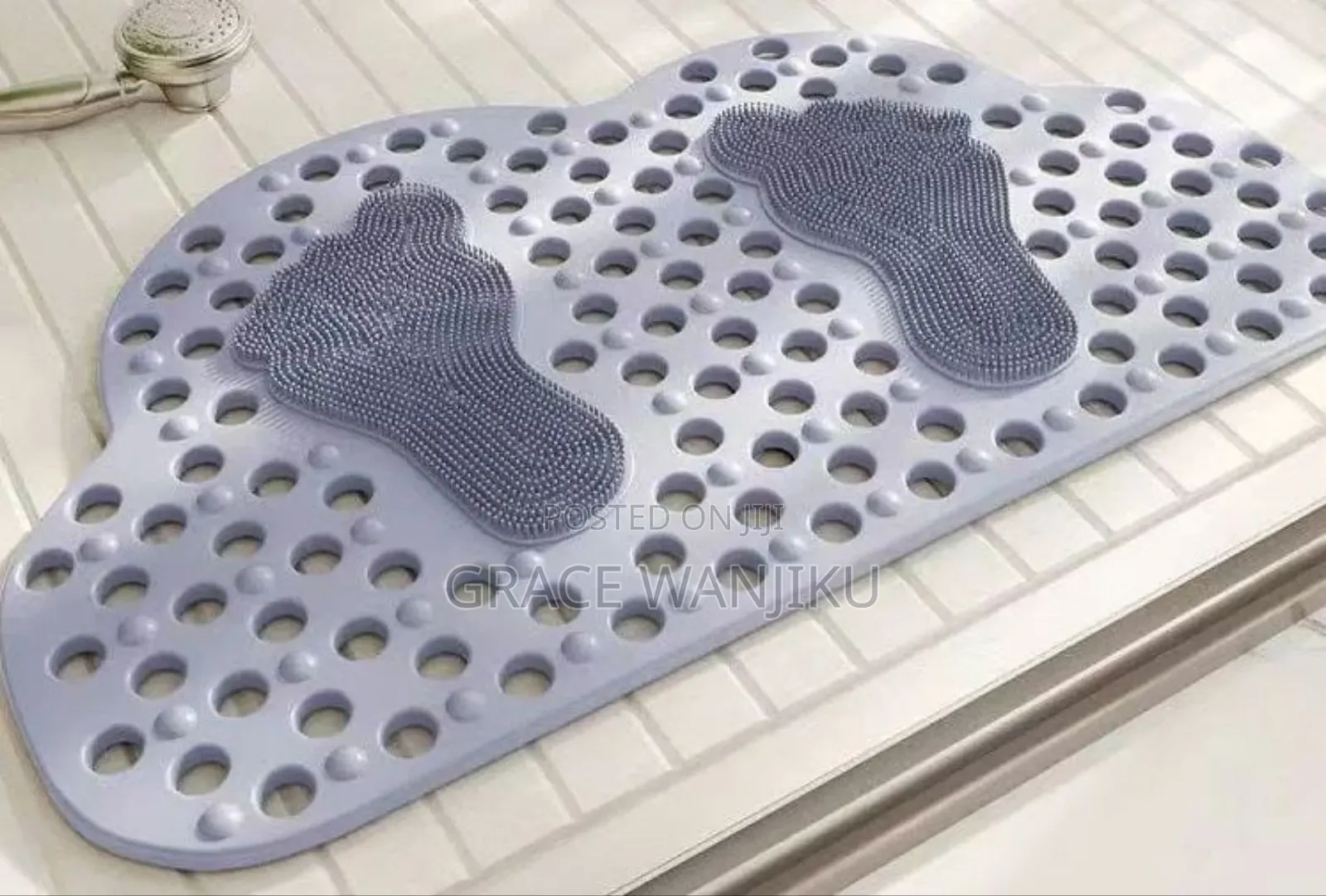 Cloud Shape Rubber Bathroom Antislip Mat
