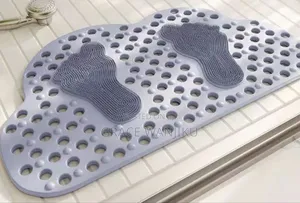Cloud Shape Rubber Bathroom Antislip Mat