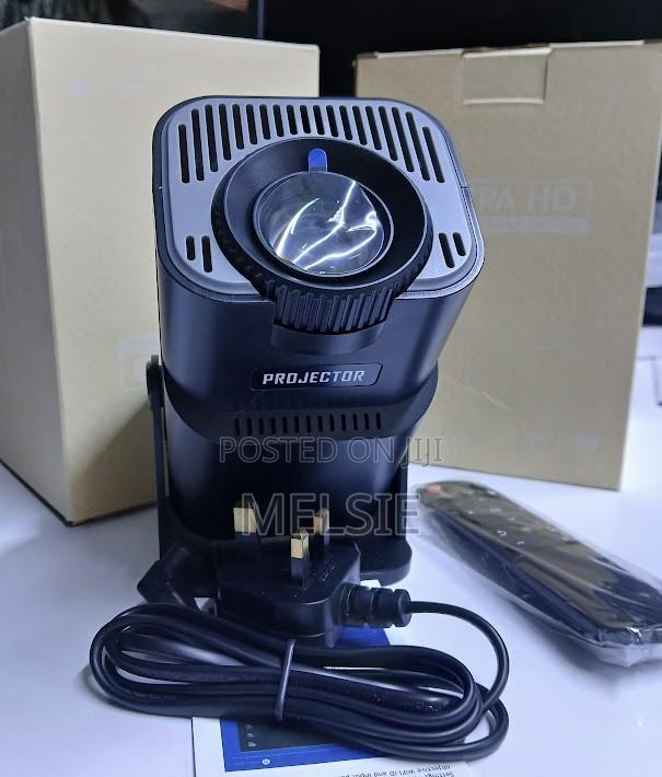 Hy320 Mini Android 13 Portable Projector Projector Screen Mirror - main view