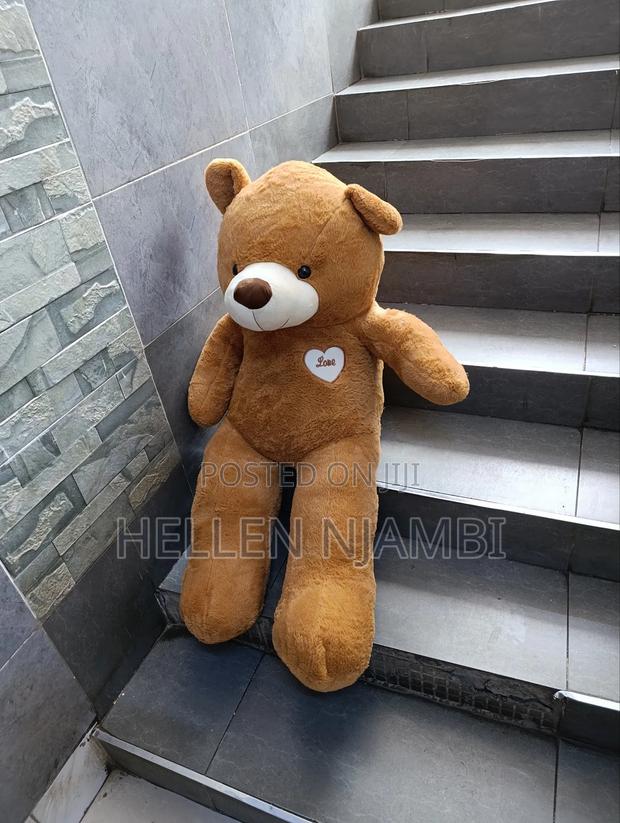 Giant Teddy Bear - main view
