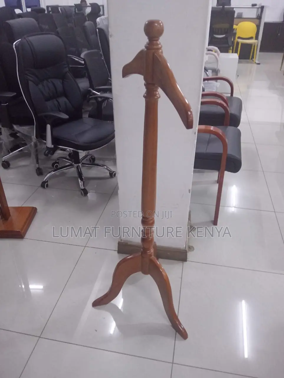 Freestanding Coat Holder