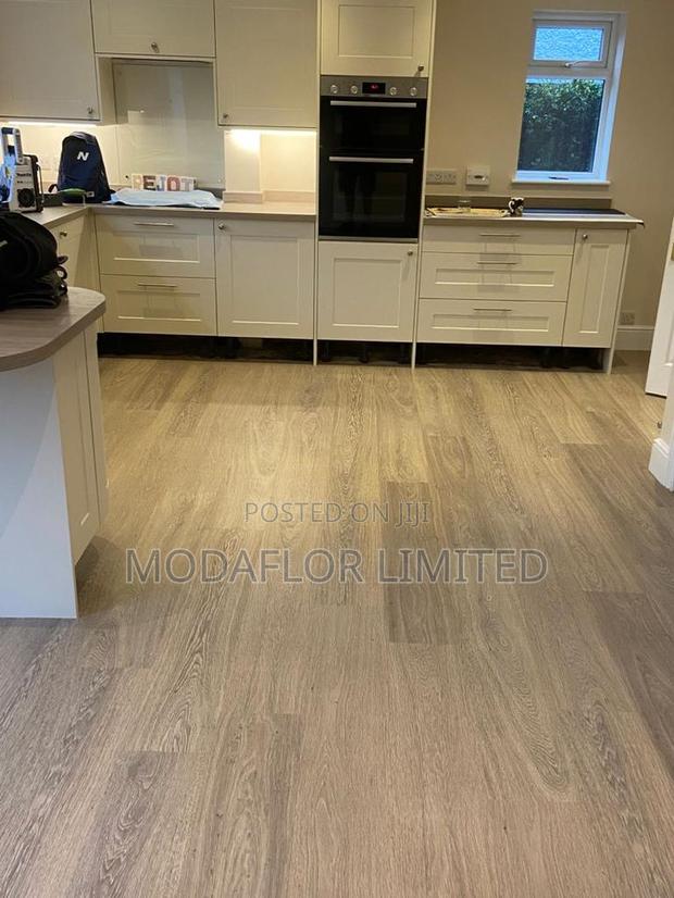 Modern LVT Floors – Sleek, Seamless Stunning