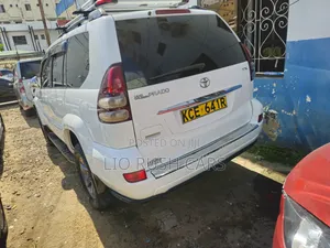 Toyota Land Cruiser Prado 2009 White