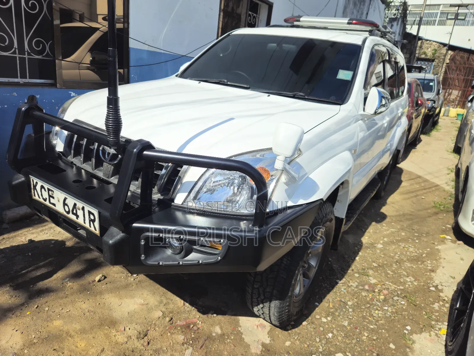 Toyota Land Cruiser Prado 2009 White