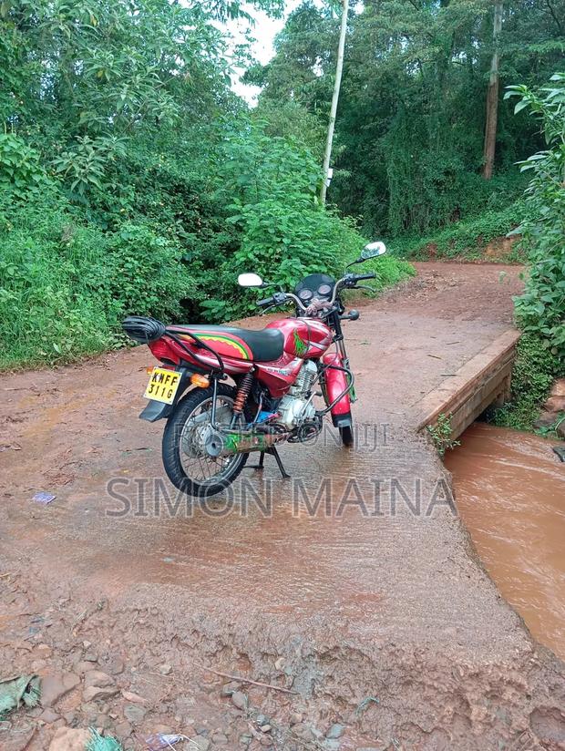 Bajaj Boxer 125 2019 Red - thumbnail 2