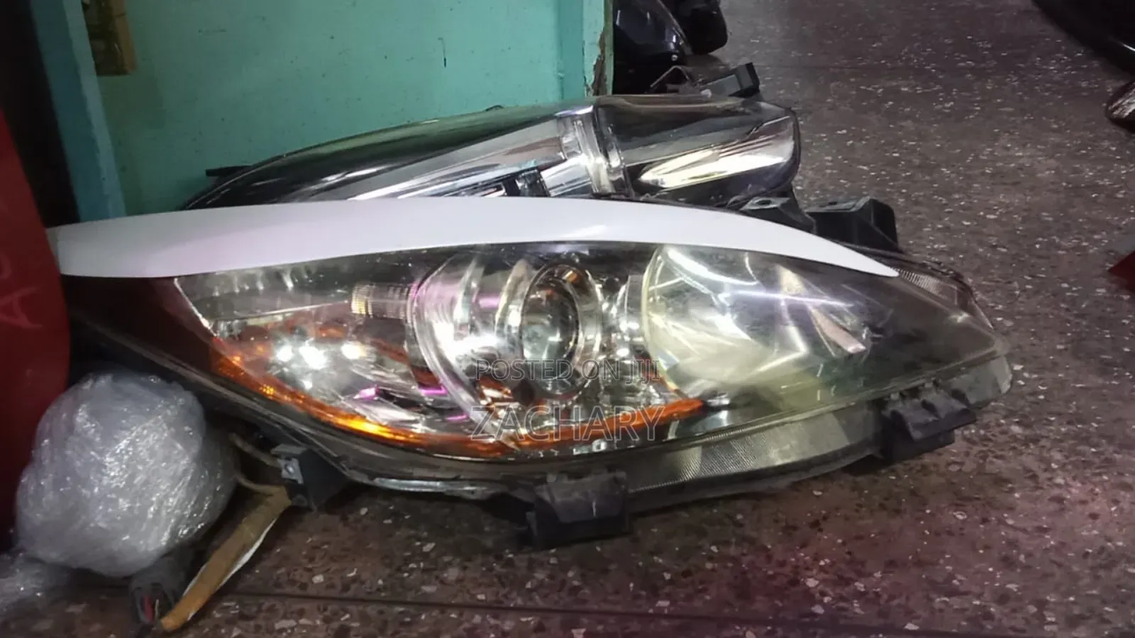 Mazda Axela 2008-2013 Headlight Ex Japan