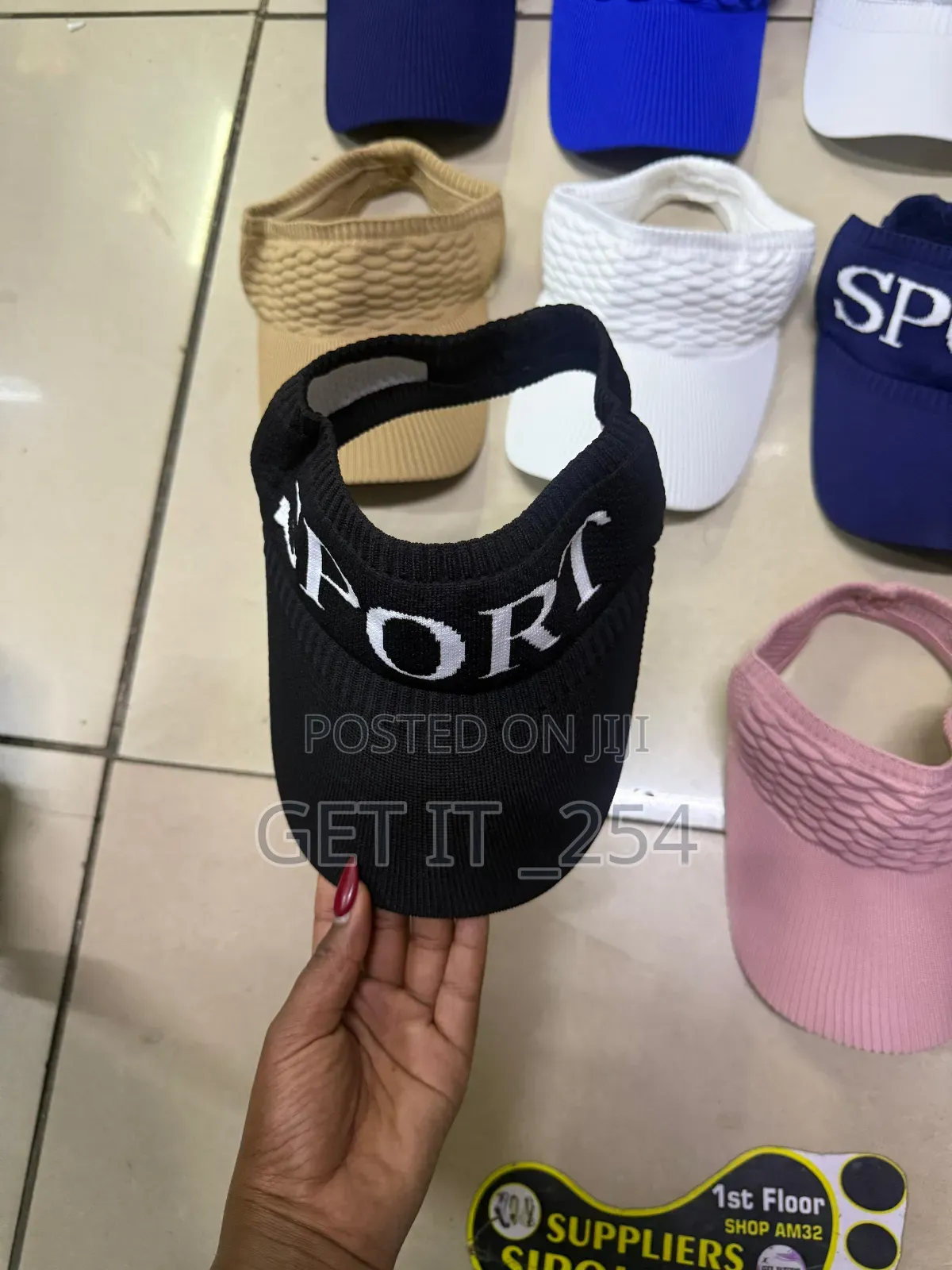 🧢 Sporty Sun Visor Cap/Golf Caps
Price: