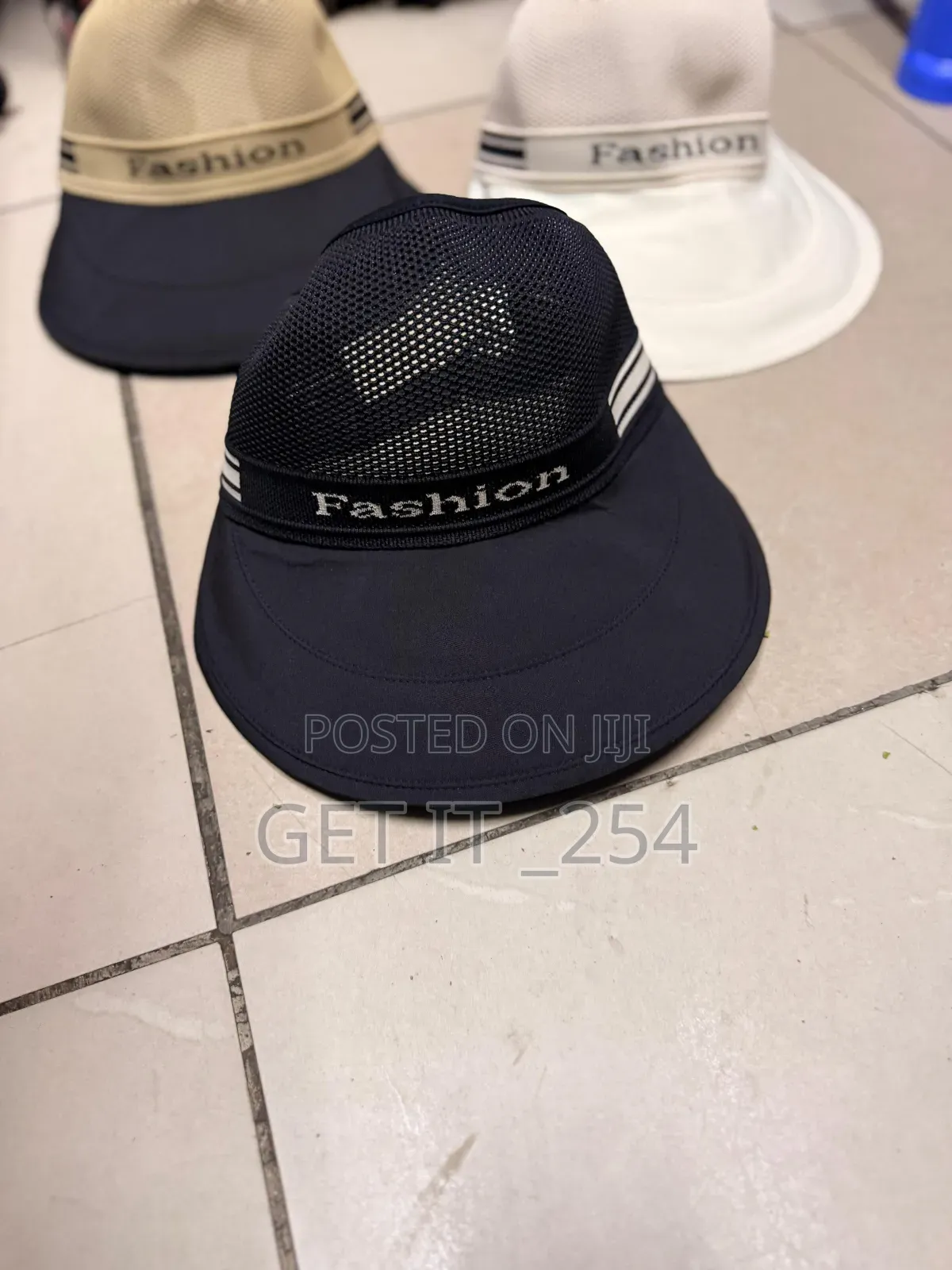 🧢 Stylish Wide-brim Sun Visor