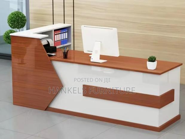 Executive Front Desk – Stylish Durable