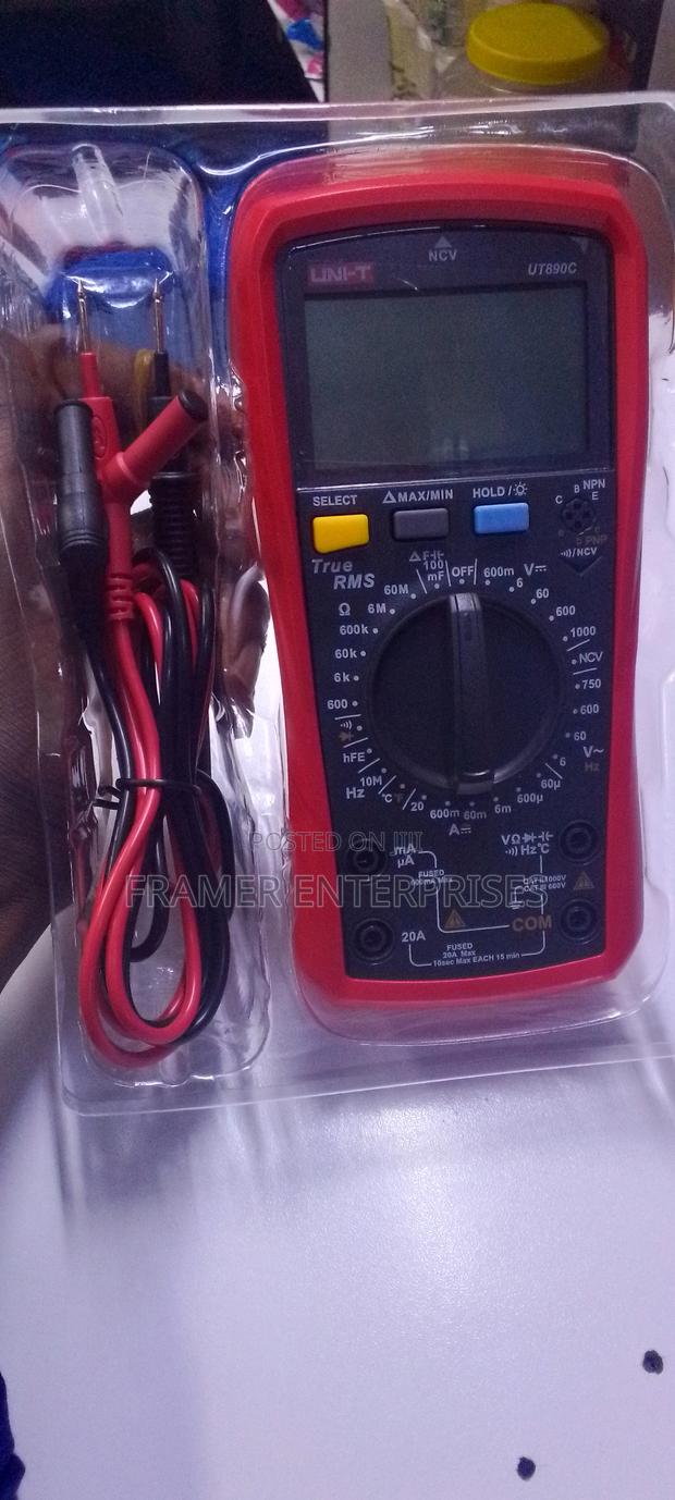 Uni-T Multimeter - main view