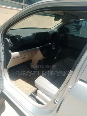 Toyota Passo 1.0 FWD 2017 Silver
