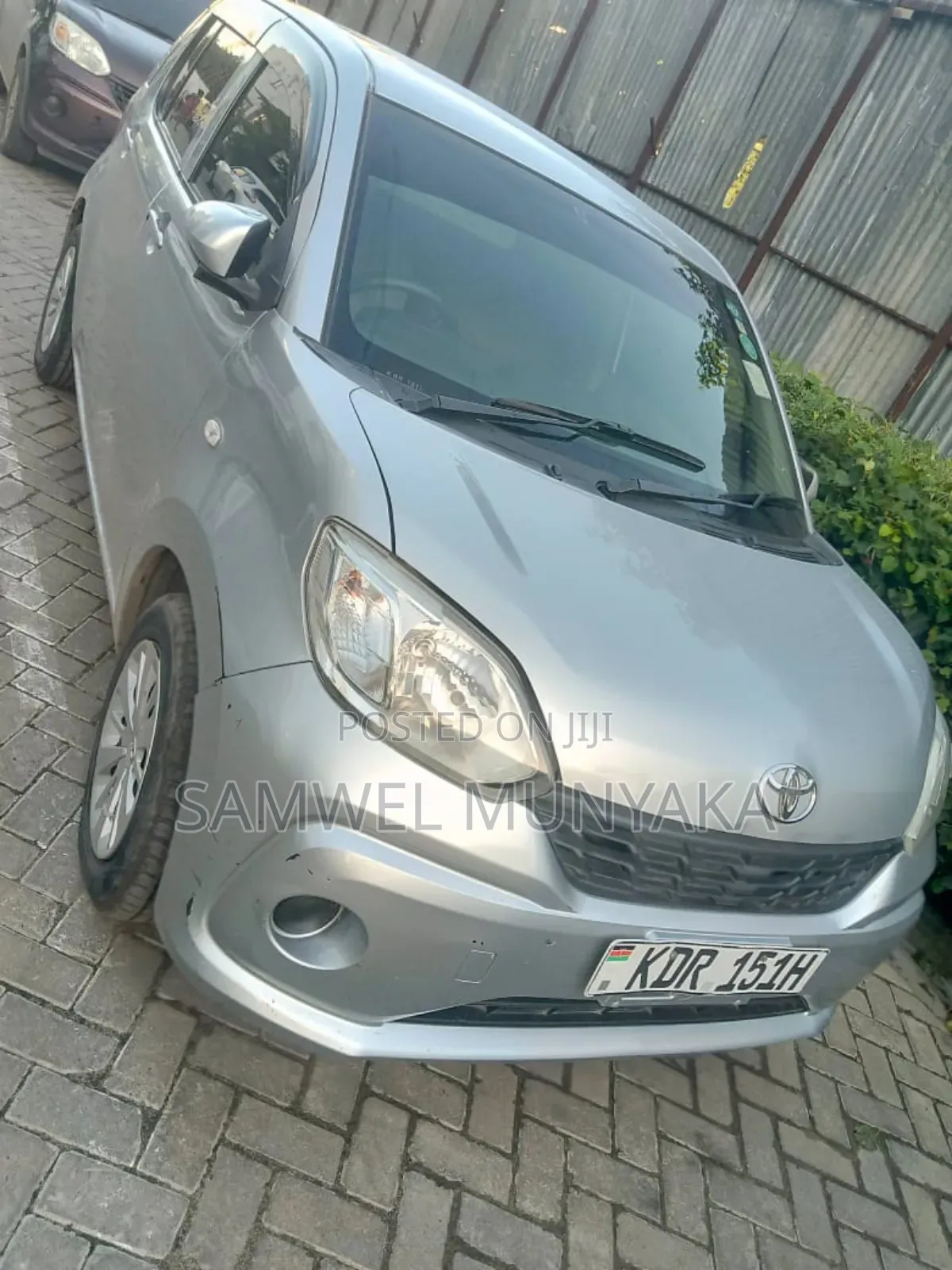Toyota Passo 1.0 FWD 2017 Silver