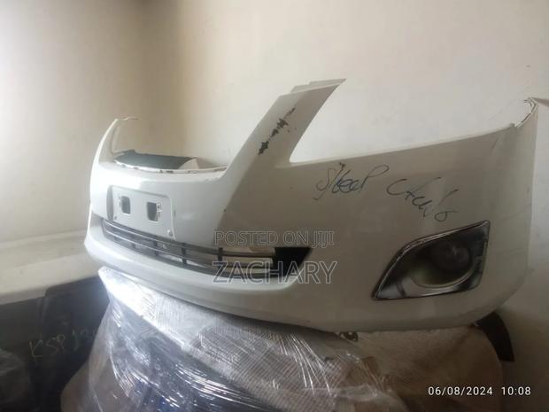 Premio 260 Front Bumper Ex Japan - thumbnail 2