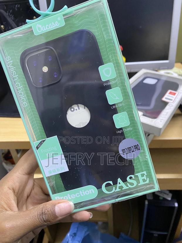 Gtiter Leather Case for iPhone 12 Pro Full 360 and Precise Logo Cut - thumbnail 3