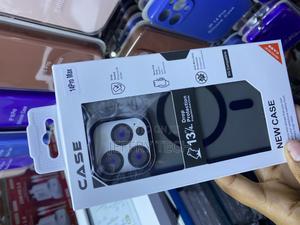 Torras Magnetic Compatible iPhone 14 Pro Max Transluscent Case - thumbnail 2