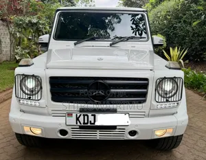 Mercedes-Benz G-Class 2015 Off white