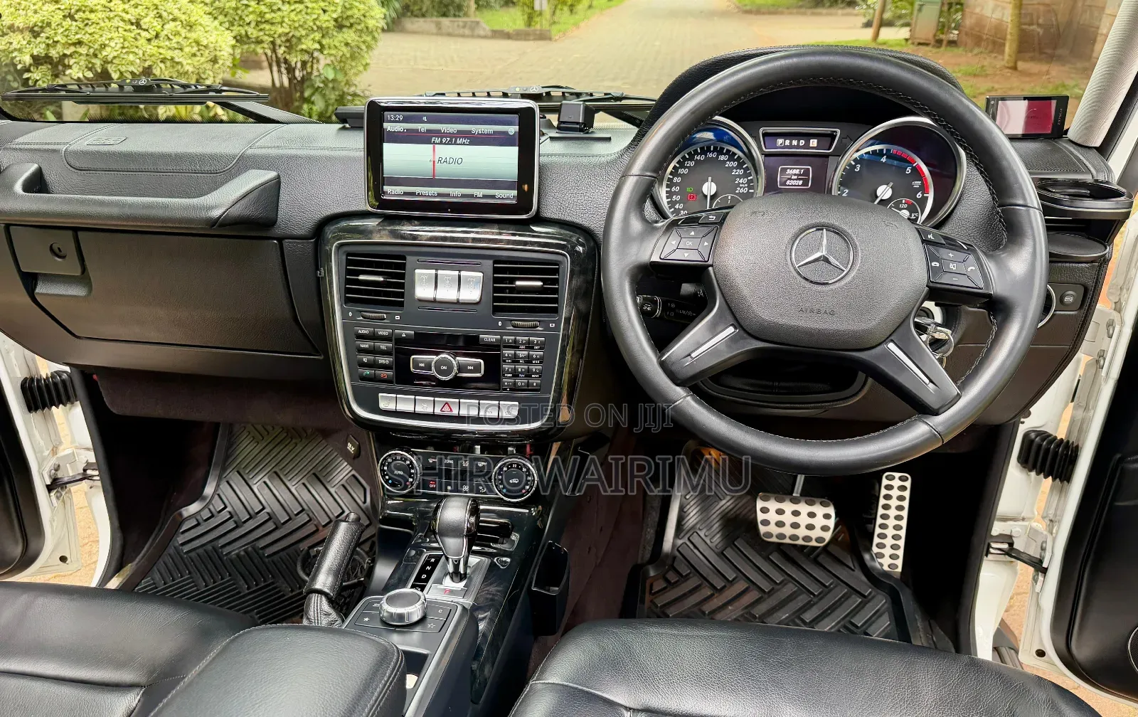 Mercedes-Benz G-Class 2015 Off white