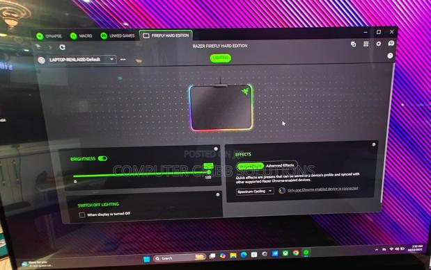 Razer Firefly Hard Edition RGB Gaming Mousepad - thumbnail 3