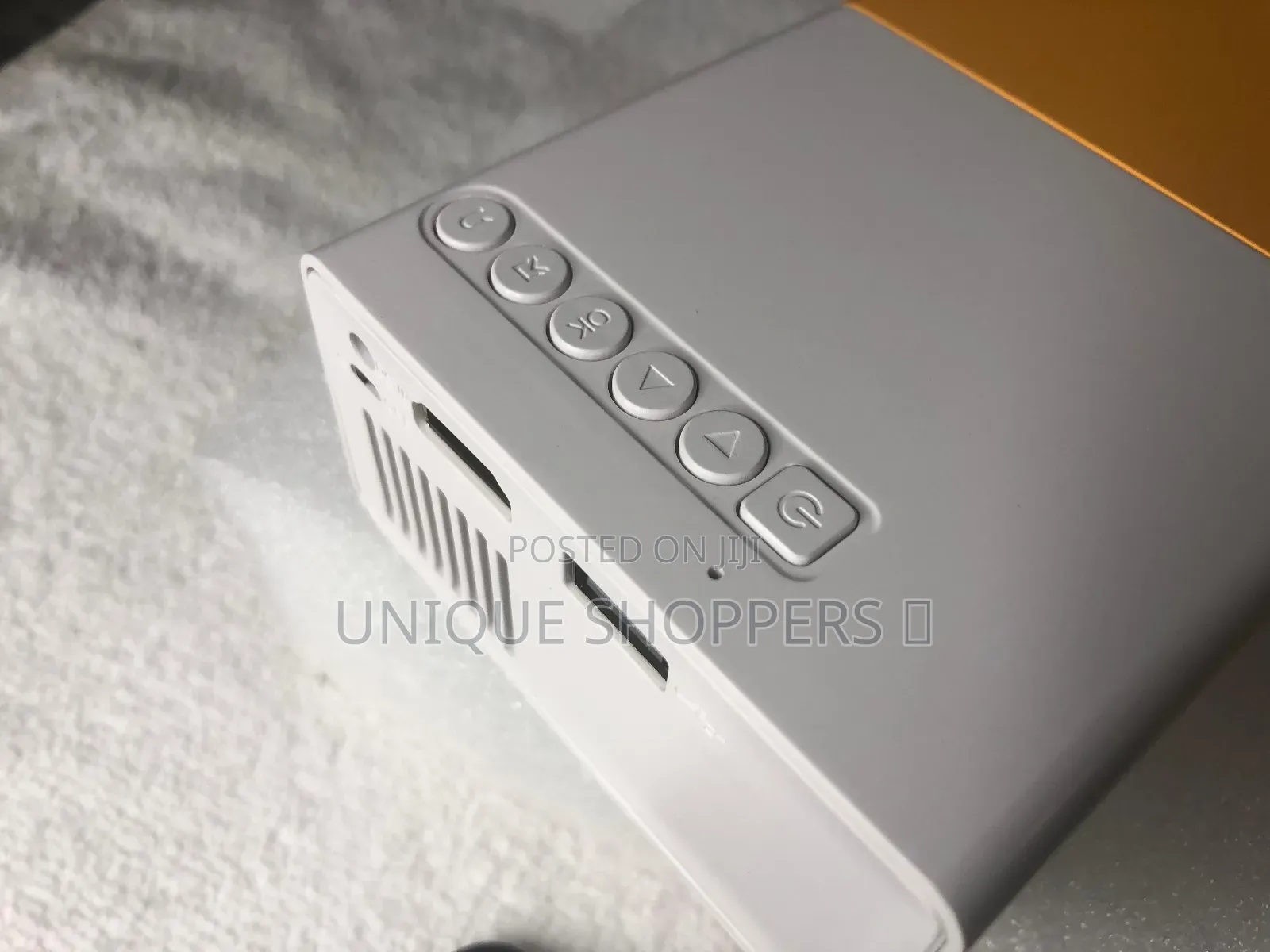 Mini Led Projector