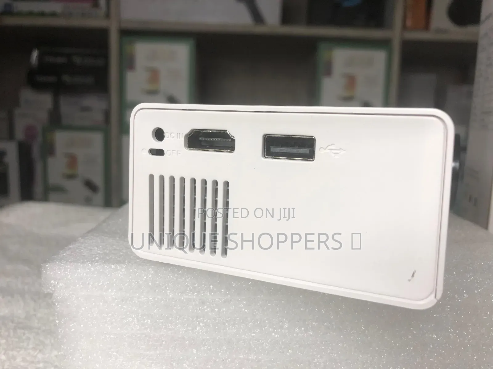 High Quality Mini Led Projector*
