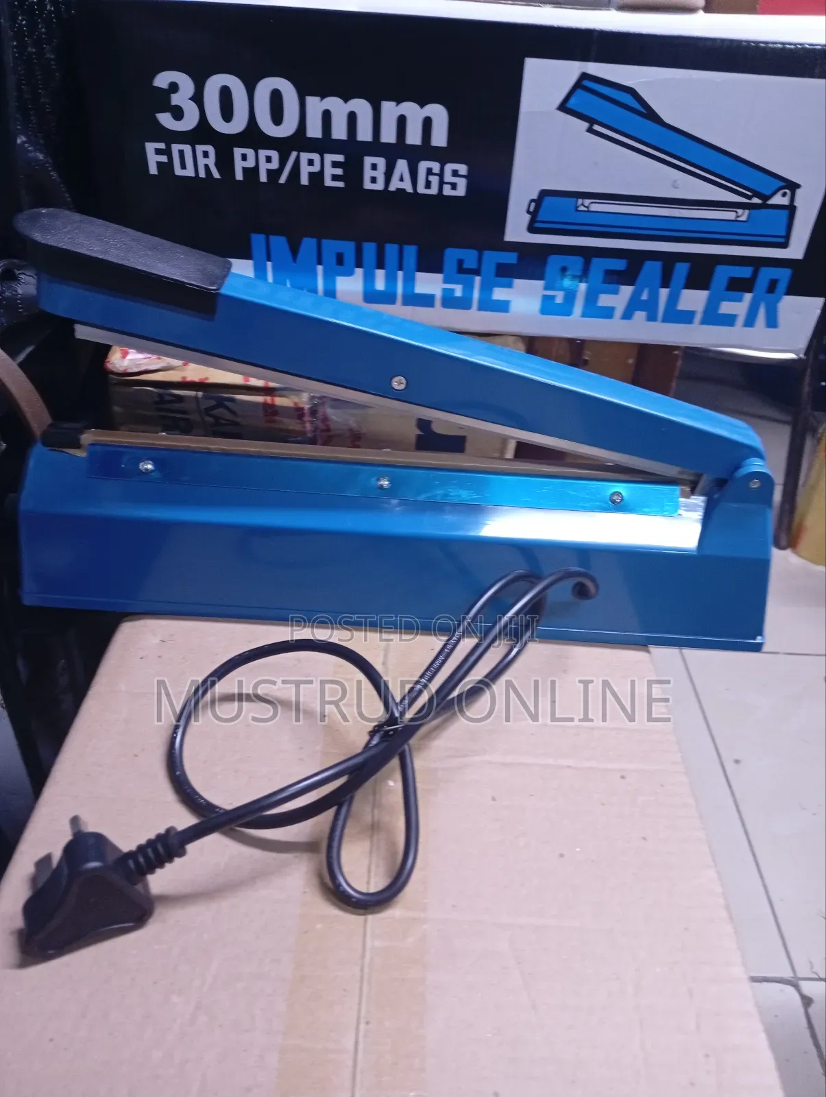 Powerful 300mm Impulse Sealer