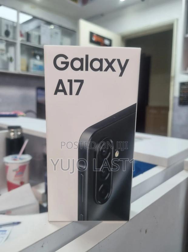 New Samsung Galaxy A17 128 GB Black - main view