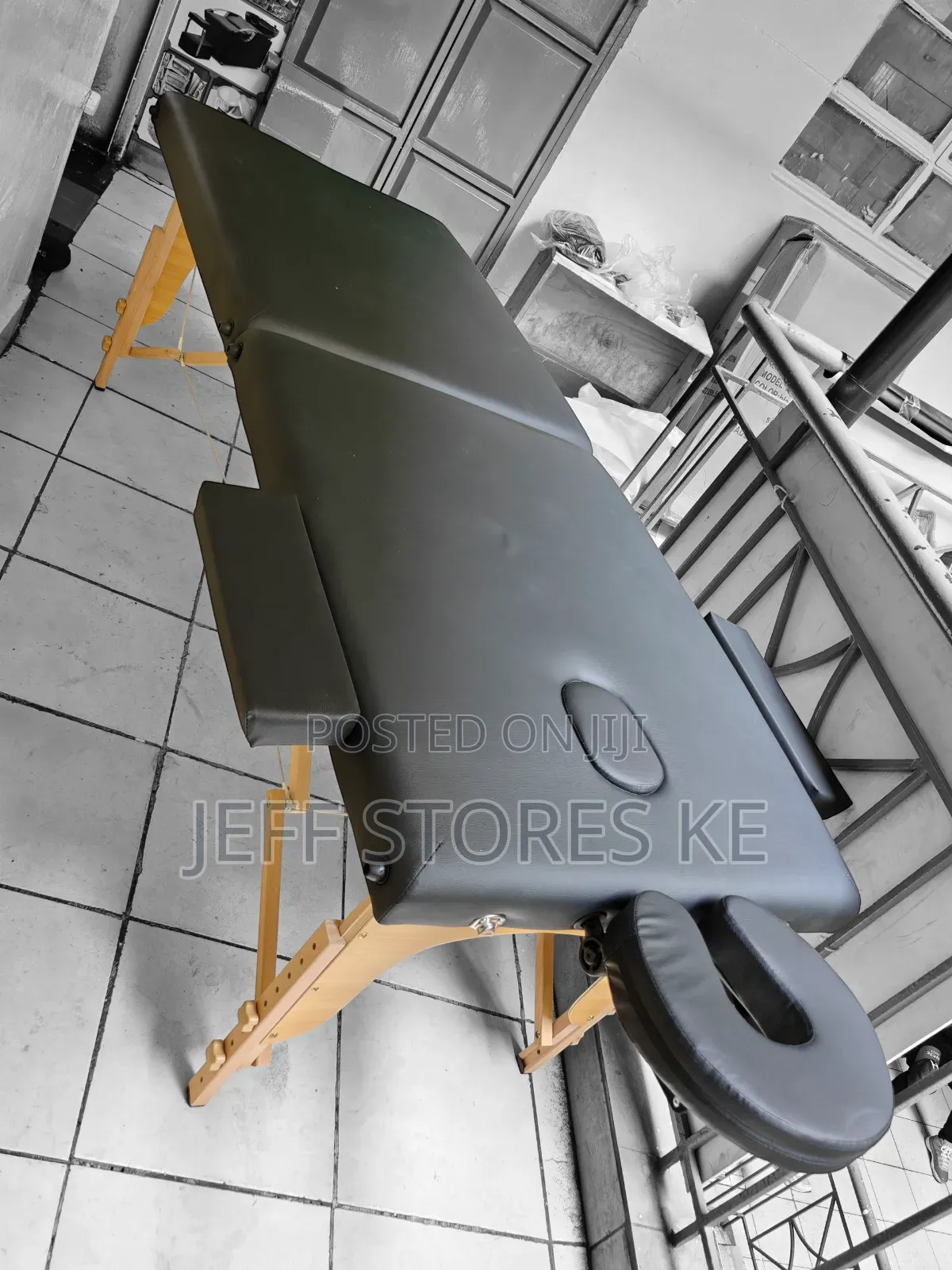 Big Quality Massage Bed