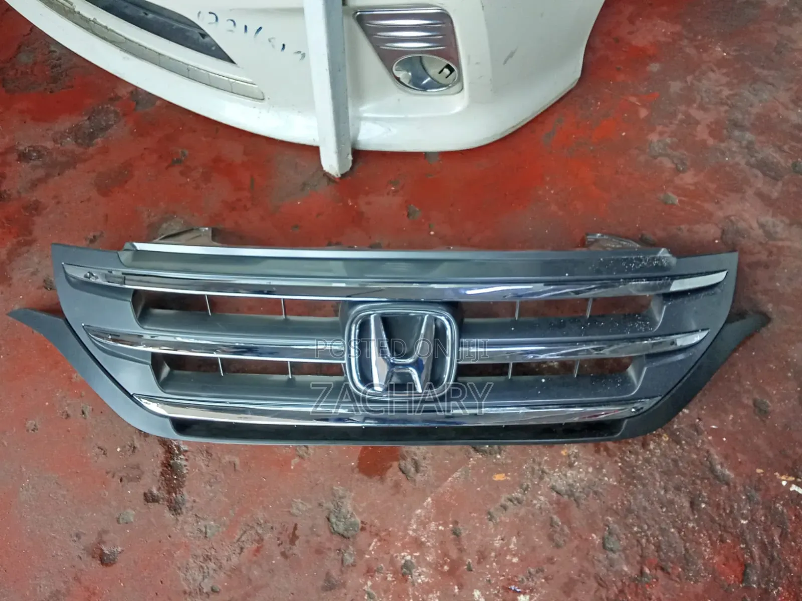 Honda Cr-v Grille