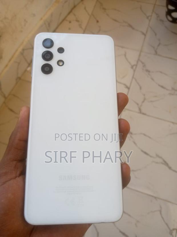 Samsung Galaxy A32 5G 128 GB White - main view