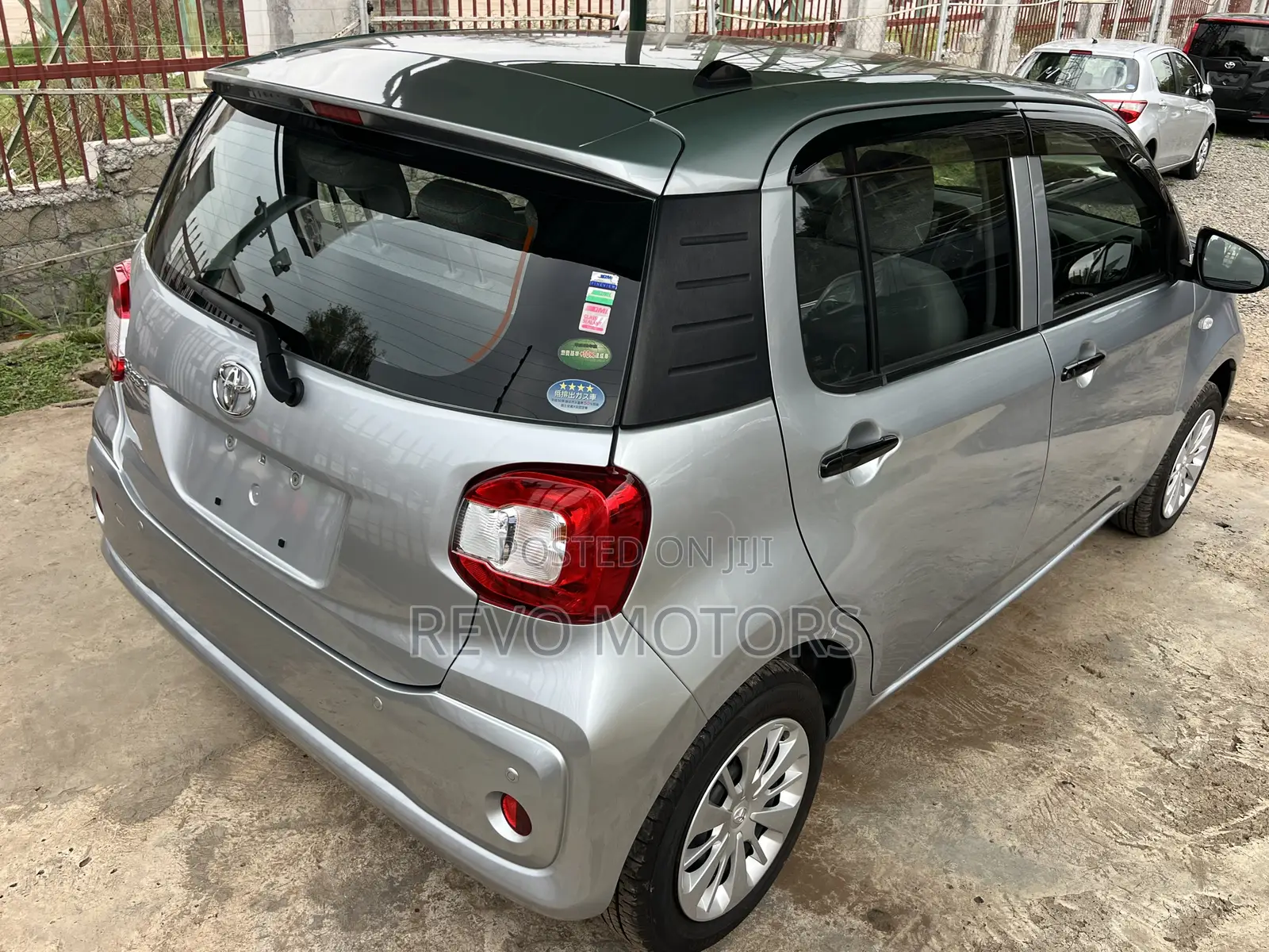 Toyota Passo 2019 Silver