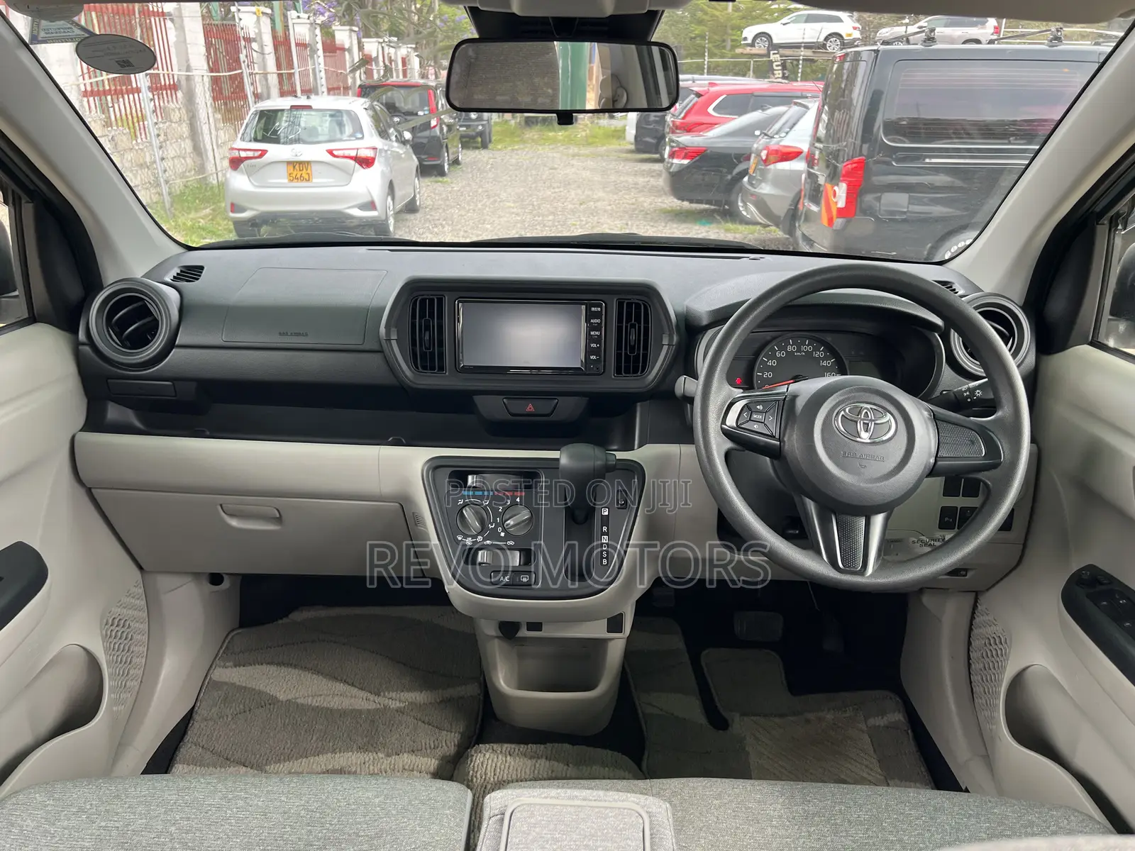 Toyota Passo 2019 Silver