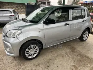 Toyota Passo 2019 Silver