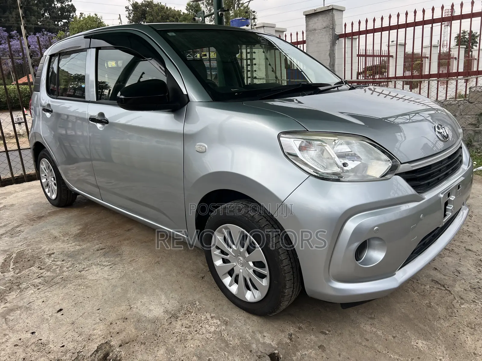 Toyota Passo 2019 Silver
