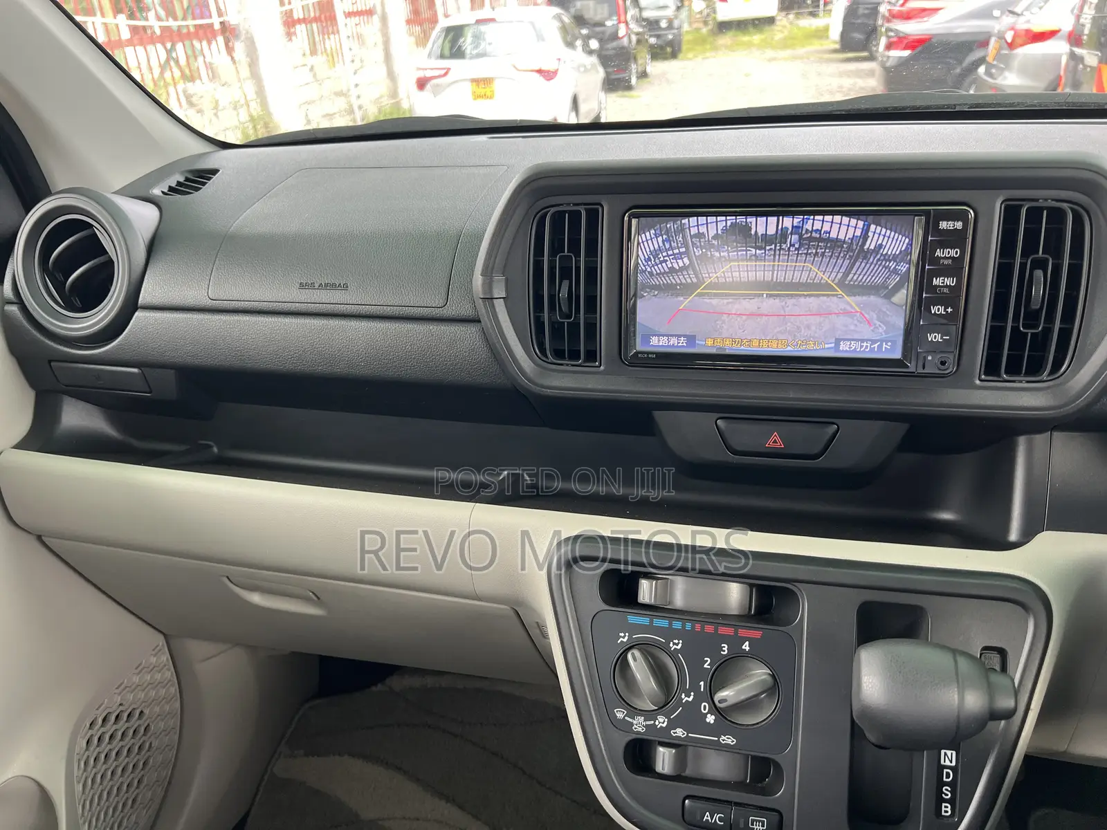 Toyota Passo 2019 Silver