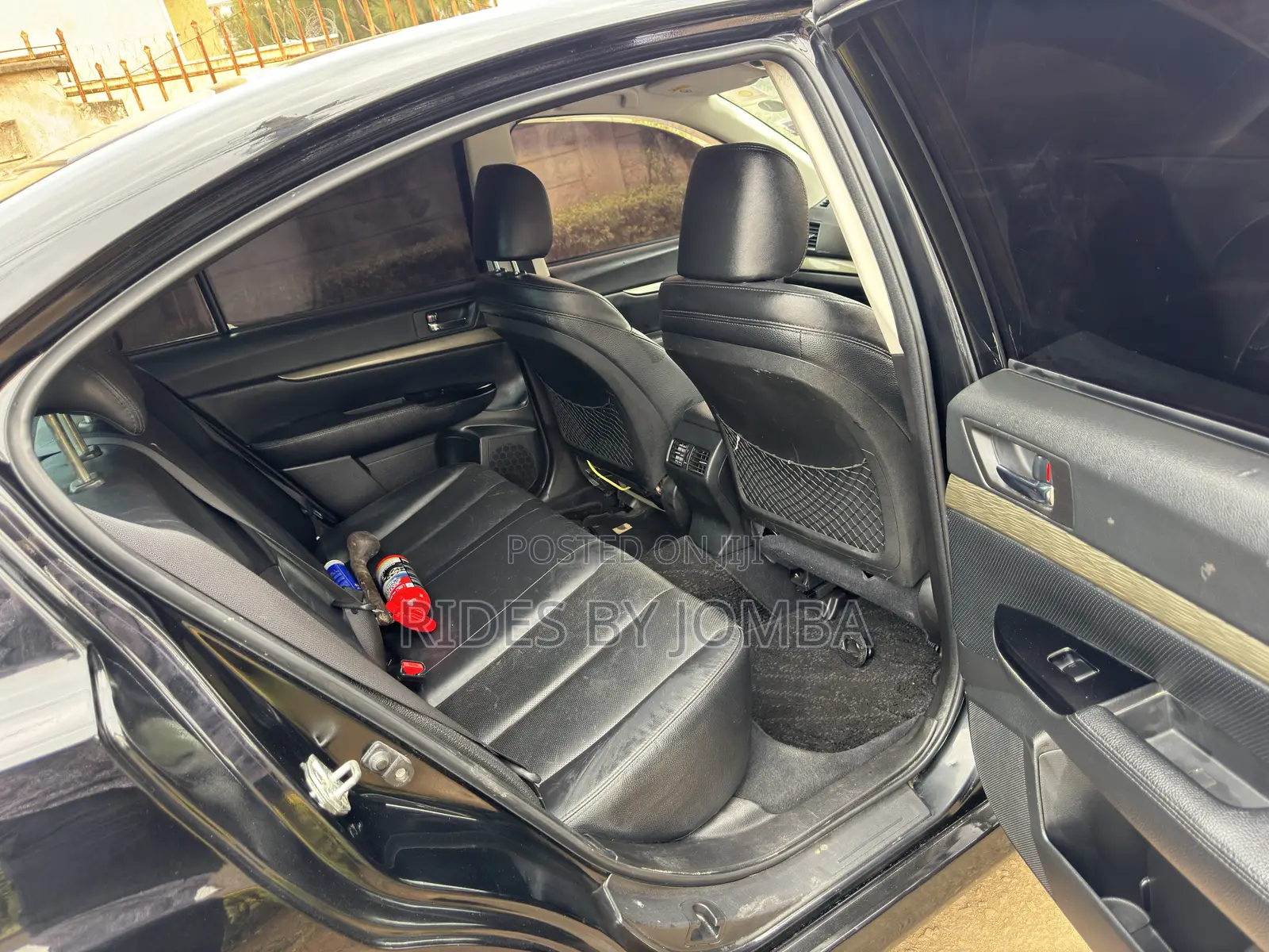 Subaru Legacy 2.5i Limited 2011 Black